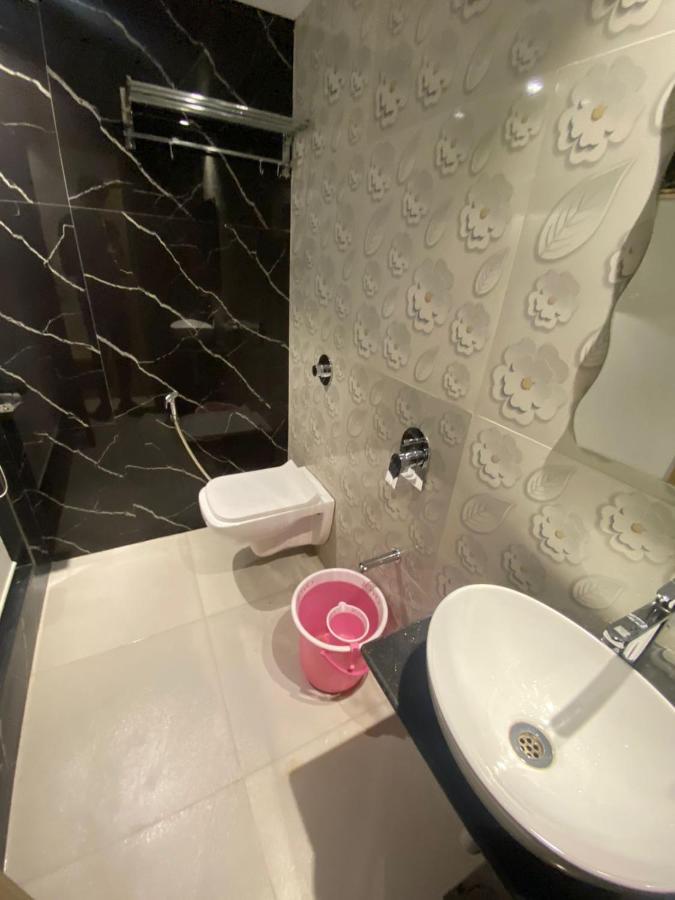 Hotel Bkc Crown - Near Trade Centre, Visa Consulate Bombaj Exteriér fotografie
