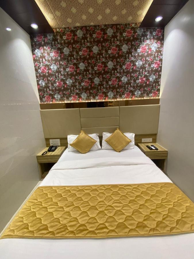 Hotel Bkc Crown - Near Trade Centre, Visa Consulate Bombaj Exteriér fotografie